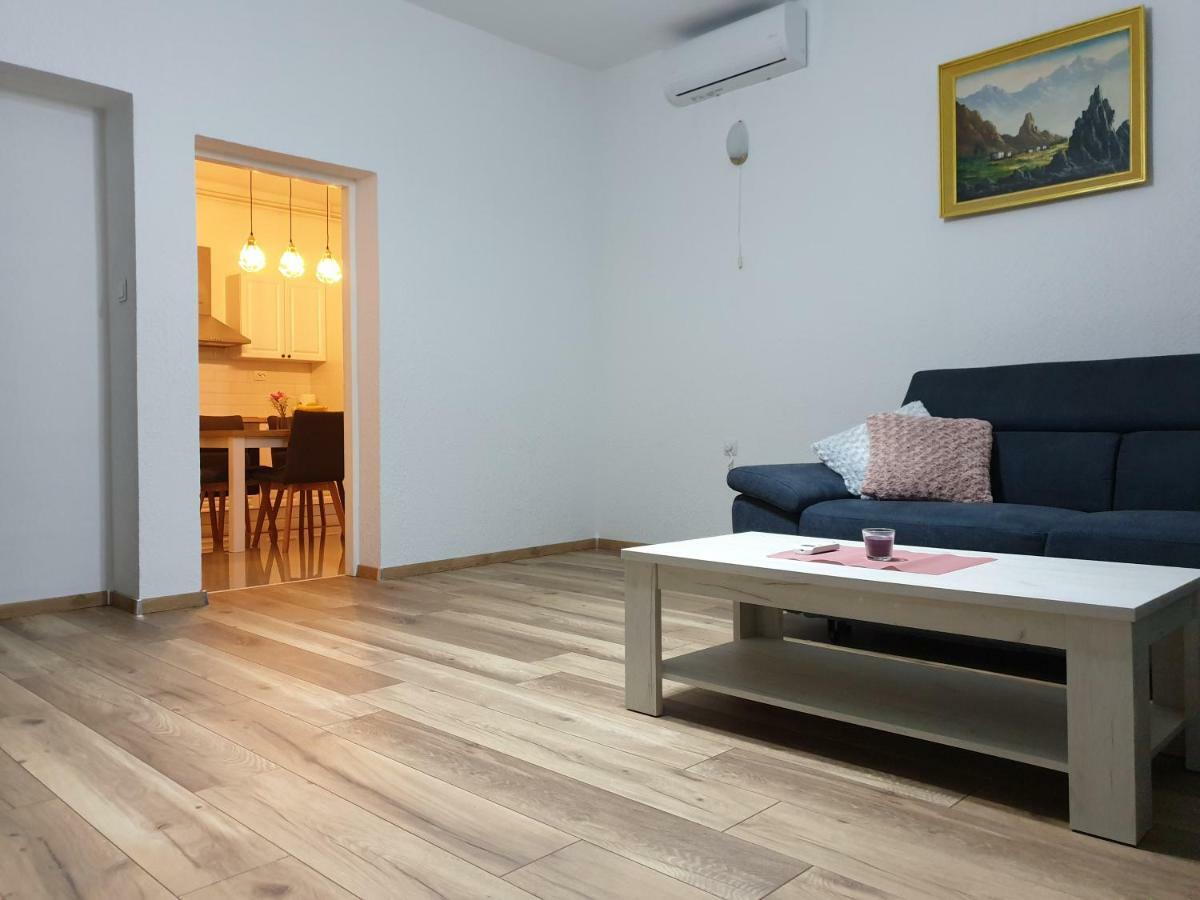 Apartment Kristina Vlašići Екстериор снимка