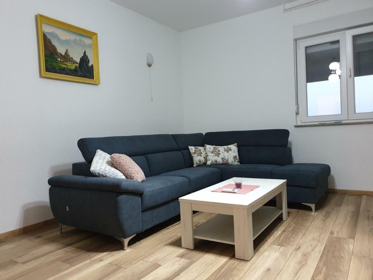 Apartment Kristina Vlašići Екстериор снимка